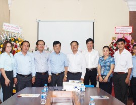 Đoàn đại biểu lãnh đạo tỉnh đến thăm, chúc mừng Tạp chí Văn nghệ Bình Phước nhân dịp kỷ niệm 97 năm Ngày Báo chí cách mạng Việt Nam (21/6/1925-21/6/2022)